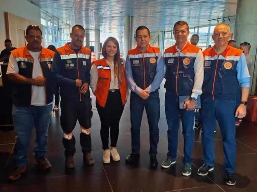 Defesa Civil de Itapecerica da Serra participa de treinamento da Operação São Paulo Sem Fogo 2026