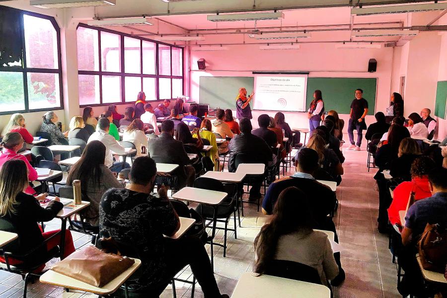 Defesa Civil oferece treinamento para proporcionar escolas mais seguras