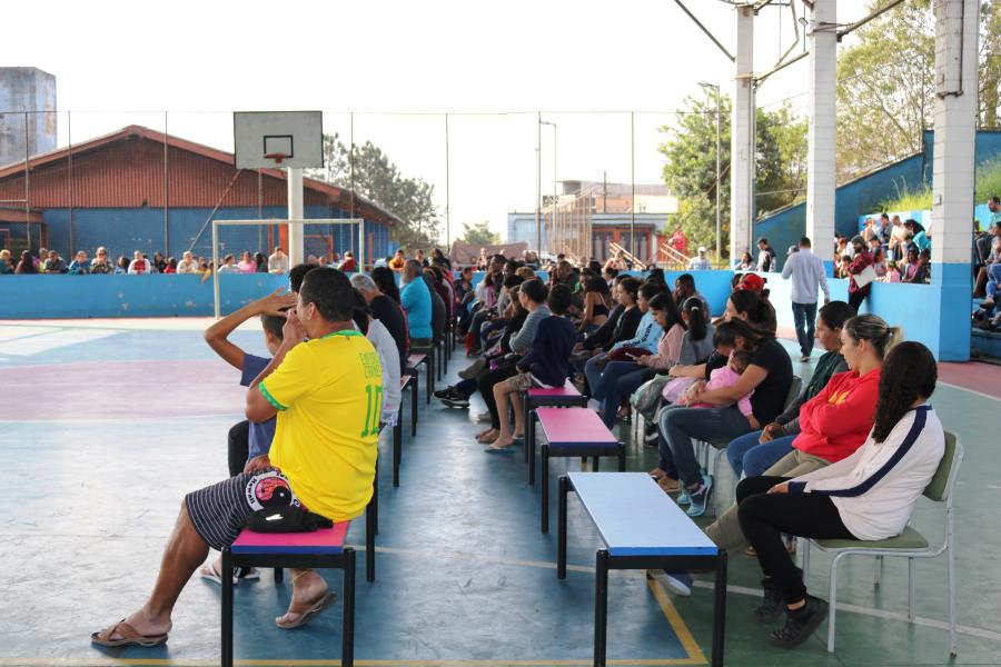 Escola Estadual Gertrudes Éder recebe Projeto É Tempo de Reciclar