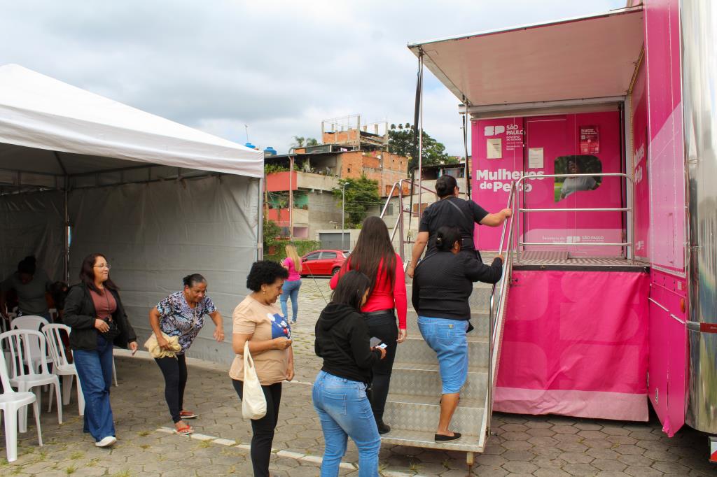 Carreta de Mamografia: Prefeitura traz a Itapecerica da Serra equipamento que reforça prevenção ao câncer de mama