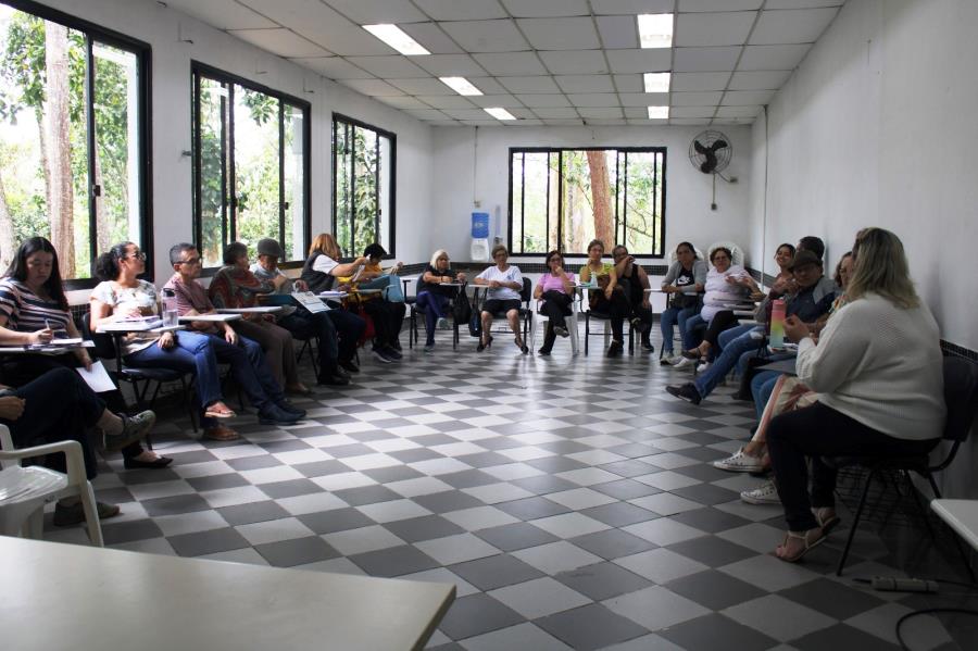 Conselho Municipal dos Direitos do Idoso reúne-se na Prefeitura