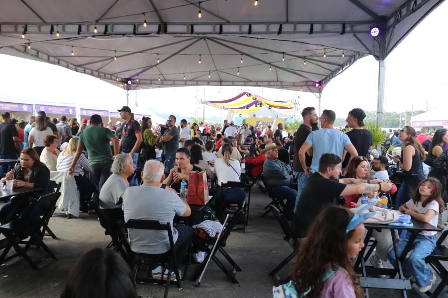 Festival Degusta lota espaço do Ginásio com alta gastronomia e atrações variadas