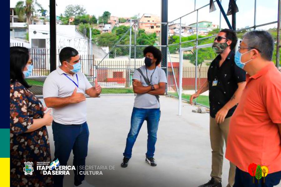 Prefeito Dr. Nakano visita obras da Praça de Esportes e Cultura