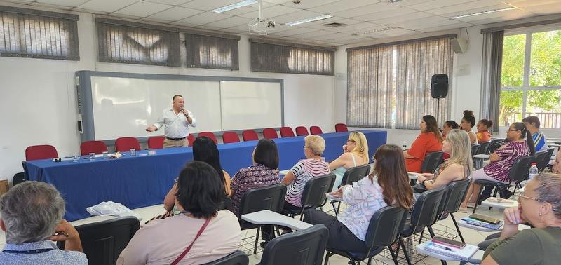 Palestra sobre Saúde da Mulher reúne servidoras e destaca importância do planejamento familiar e cuidados com a saúde