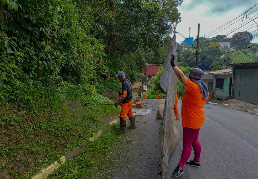 Jardim Paraíso e Sampaio recebem trabalho de zeladoria da Prefeitura