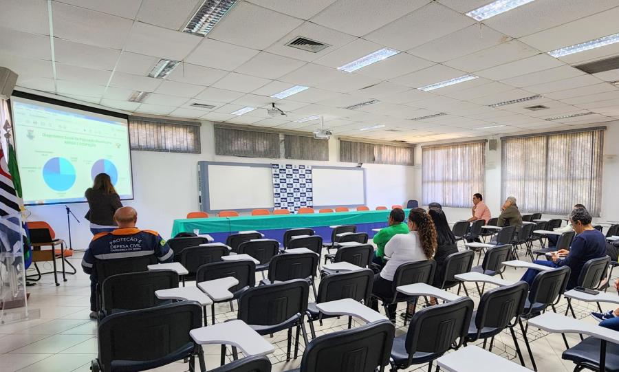 Conselho Municipal de Habitação reúne-se na Prefeitura