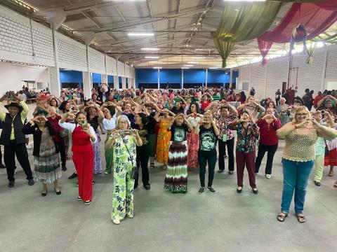 baile de natal dos idosos