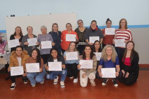 27-11-2025 Fundo Social Sebrae Qualificação Cupcakes e Bolos Caseiros(61)