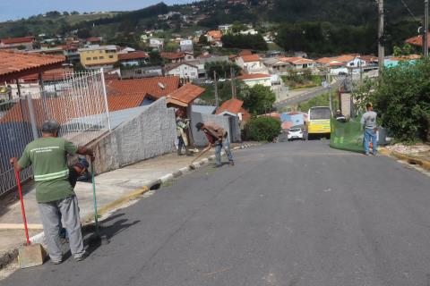 10-11-2025 Rua Jovino Franco de Godoy-zeladoria(4)