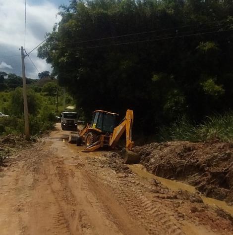 08-03-2026 Chuvas Estrada Municipal Cláudio De Andrea Corsetti(4)