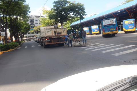 6-11-2025 terminal Rodoviário_rodoviária Tapa Buracos zeladoria(1)