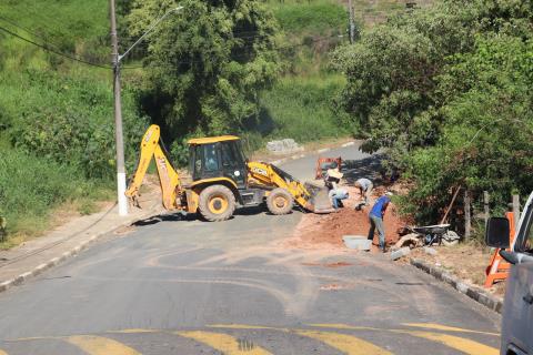 08-01-2025 Rua Dr. Paulo Pimentel Mangeon-zeladoria(2)