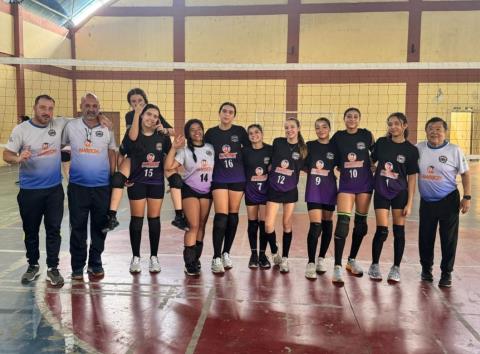 27-04-2025 oficina Vôlei feminino_ADR(1)