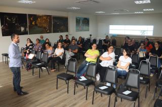 02-04-2024 Abril Azul TEA palestra servidores da saúde(6)
