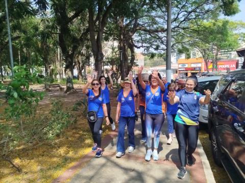 03-10-2025 Semana do Idoso_caminhada_Caio(39)