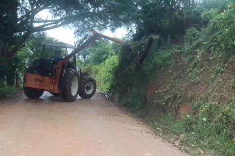 3-2-2026 Estrada Municipal Romão Francisco Massaro-zeladoria(5)