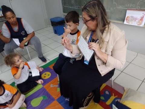 24-04-2026 Atividade - Dia Nacional de Libras (2)