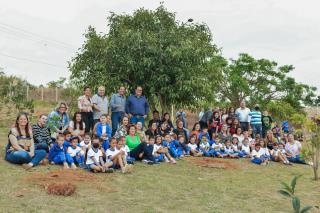 21-09-2022 Dia da Árvore - plantio de mudas (1)