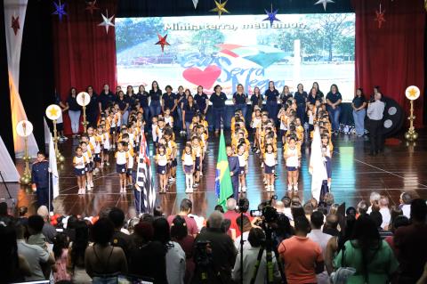 10-12-2025 - Formatura das Escolas Municipais (222)