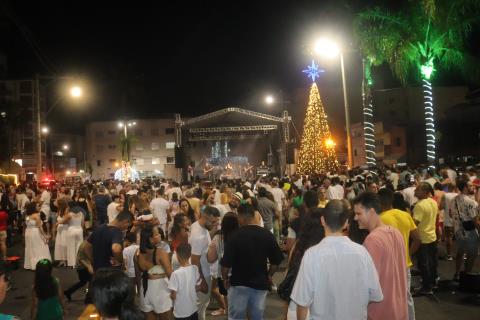 31-12-2025 Natal Luzes da Serra-RéveillonBanda Vintage(24)