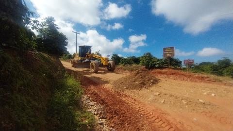 14-03-2026 Estrada Municipal Antônio Perli-zeladoria(9)