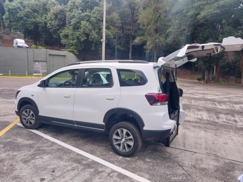 28-05-2025 Saúde Véiculo adaptado transporte de cadeirante(4)