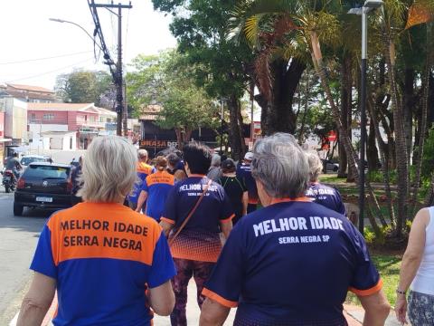 03-10-2025 Semana do Idoso_caminhada_Caio(40)