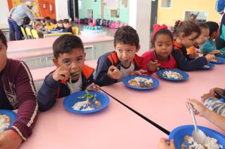 13-05-2025 Merenda escolar_EMEB Taborda(21)
