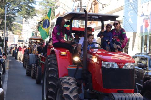 18-05-2025 Bênção de Tratores_Feira Agromais(469)
