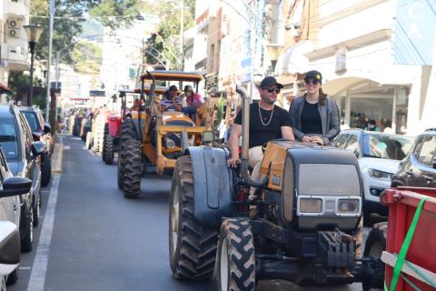 18-05-2025 Bênção de Tratores_Feira Agromais(472)