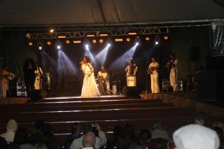 28-06-2025 Festival de Inverno In Concert-Show Mestiça-tributo a Clara Nunes(45)