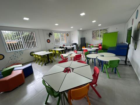 1º-02-2025 EMEB Ciano Fachini Ciambelli_internas smartphone Raquel(52)