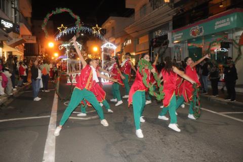 17-12-2025 Natal Luzes da Serra-Parada de Natal_Canon SL3(142)