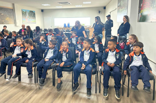 Prefeitura de Serra Negra recebeu alunos pelo Projeto Despertar da Cidadania (4)
