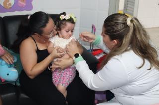 24-04-2025 EMEB Professora Priscila Salzano Cordeiro Brisolla Vacinação influenza_gripe(25)