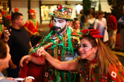 17-12-2025 Natal Luzes da Serra-Parada de Natal_Canon R(198)