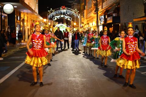 17-12-2025 Natal Luzes da Serra-Parada de Natal_Canon R(209)