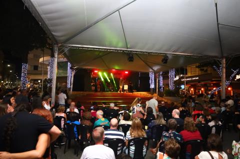 27-12-2025 Natal Luzes da Serra-Grupo Deu Samba(7)