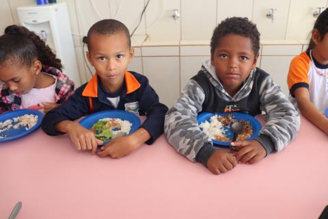 13-05-2025 Merenda escolar_EMEB Taborda(25)