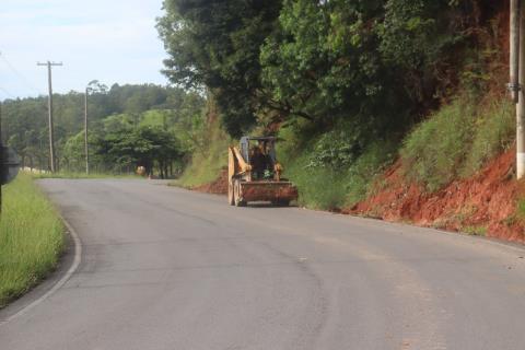 12-2-2026 Via Enzo Perondini-zeladoria(27)