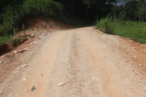 Estrada Municipal Amélia de Oliveira Lopes depois(1)