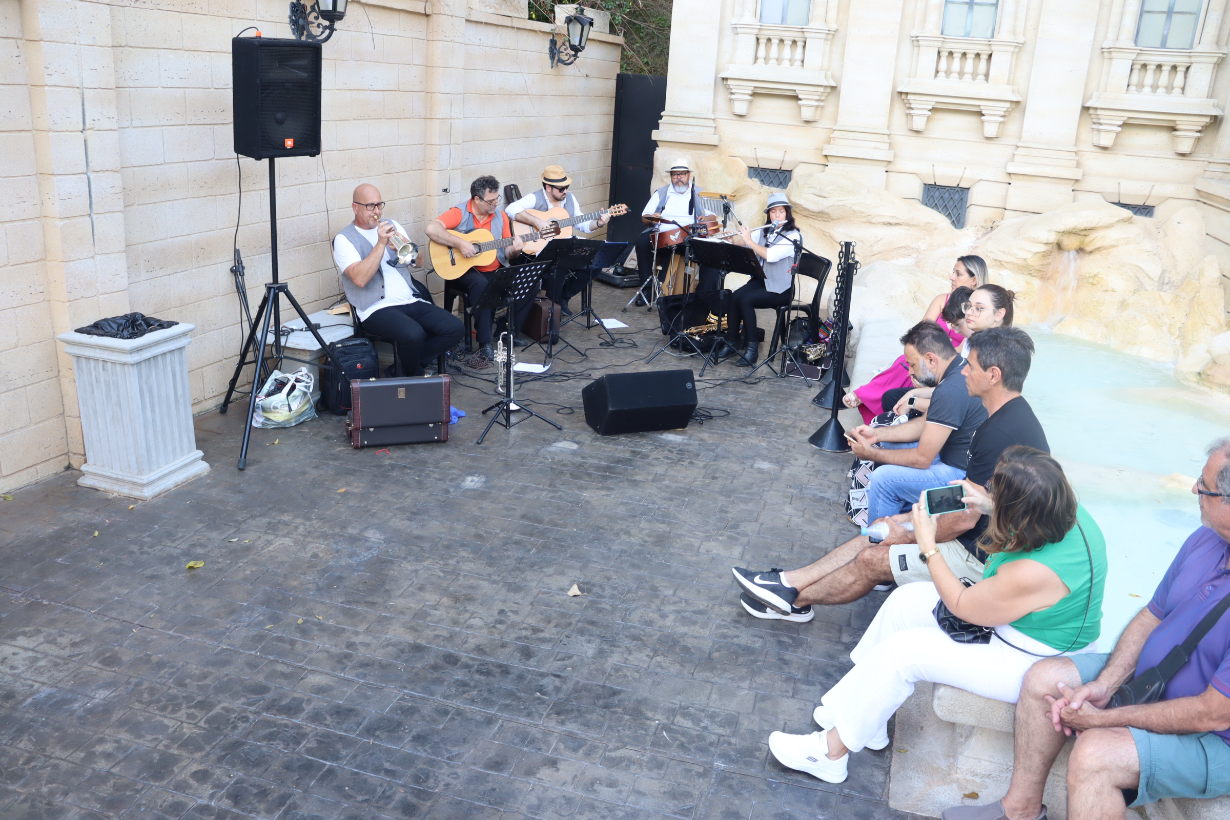 12-05-2024 Aniversário da Fontana Di Trevi(61)