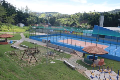 23-01-2025 Praça da Fundação de Serra Negra(16)