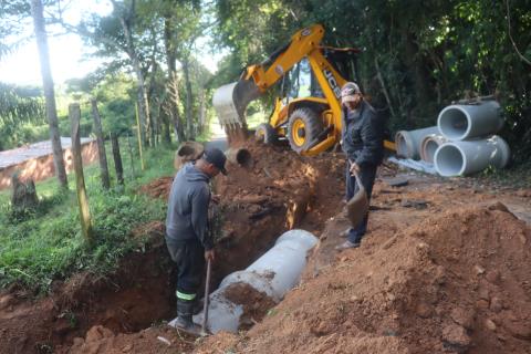 22-05-2026 Estrada Municipal Antônio Renato Gasparini Marson-tubulação-zeladoria(6)
