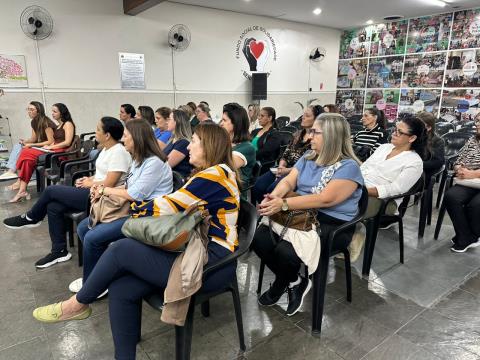 13-04-2026 - Fundo Social_Educação - Semana de Conscientização sobre o Autismo_Palestra 1(33)