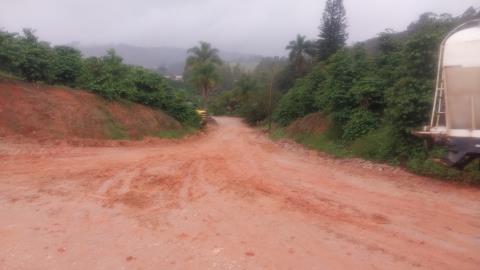 Estrada Municipal Antônio Perli trecho 2 antes