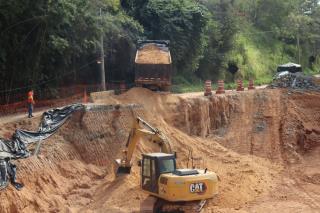 17-07-2023 Rodovia SP-105 Rubens Pupos Pimentel_Muro de Gabião cedeu(39)