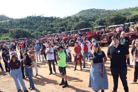 18-05-2025 Bênção de Tratores_Feira Agromais(166)
