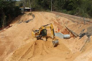 17-07-2023 Rodovia SP-105 Rubens Pupos Pimentel_Muro de Gabião cedeu(77)