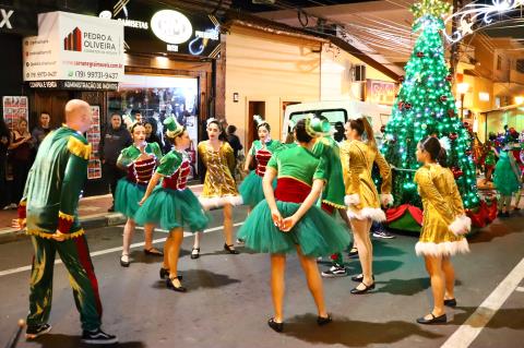 17-12-2025 Natal Luzes da Serra-Parada de Natal_Canon R(51)